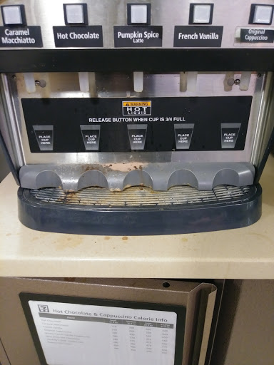 Convenience Store «7-Eleven», reviews and photos, 1624 W Wells St, Milwaukee, WI 53233, USA