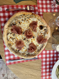 Pizza du Restaurant italien La Piazza Paris15 - n°10
