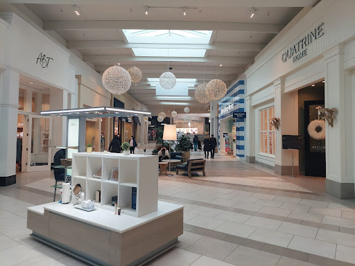 Computer Store «Apple Manhattan Village», reviews and photos, 3200 N Sepulveda Blvd, Manhattan Beach, CA 90266, USA