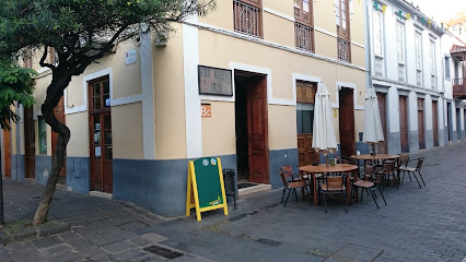 Bar Nuevo Iris - C. de la Diputación, 1, 35330 Teror, Las Palmas, Spain