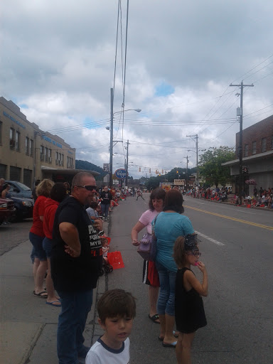 Grocery Store «Kroger», reviews and photos, 3558 Main St, Weirton, WV 26062, USA