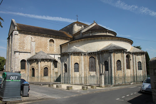 Église catholique Église Saint-Hilaire Le Grand Poitiers