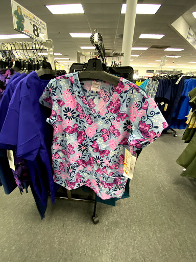 Uniform Store «Scrub Pro Uniforms & Gallo Clothing», reviews and photos, 78 Mountain Rd, Glen Burnie, MD 21060, USA