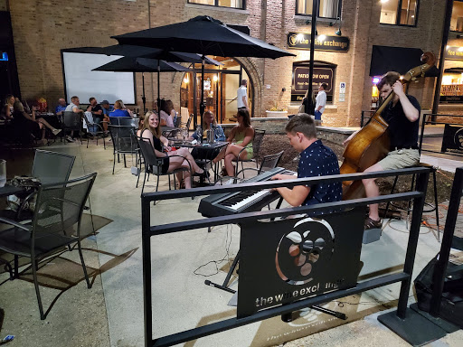 Wine Store «The Wine Exchange», reviews and photos, 1 Illinois St # 120, St Charles, IL 60174, USA