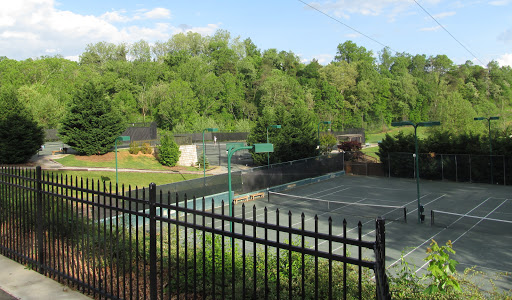 Tennis Club «Asheville Racquet Club Downtown», reviews and photos, 27 Resort Dr, Asheville, NC 28806, USA