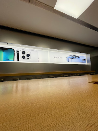 Computer Store «Apple Rosedale Center», reviews and photos, 1010 Rosedale Shopping Center, Roseville, MN 55113, USA