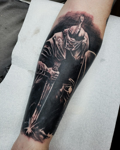 Tattoo Shop «GYPSY Soul», reviews and photos, 118 W Yosemite Ave, Manteca, CA 95337, USA