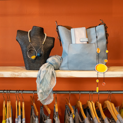 Shoe Store «Switch Shoes», reviews and photos, 7871 SW Capitol Hwy, Portland, OR 97219, USA