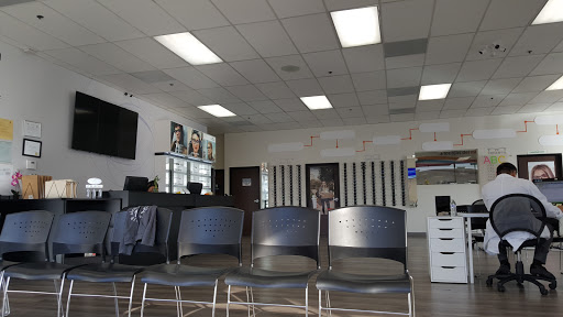 Salud Digna US, 6001 Pacific Blvd, Huntington Park, CA 90255, USA, 