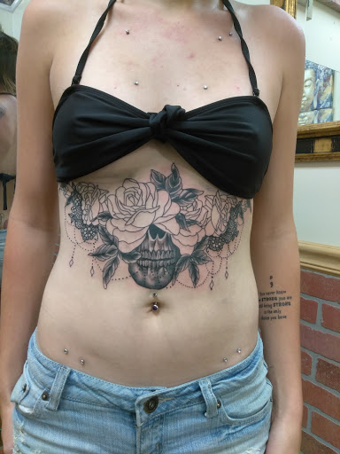Tattoo Shop «The Lizard Lounge Tattoo Kissimmee», reviews and photos, 4519 S Orange Blossom Trail, Kissimmee, FL 34746, USA