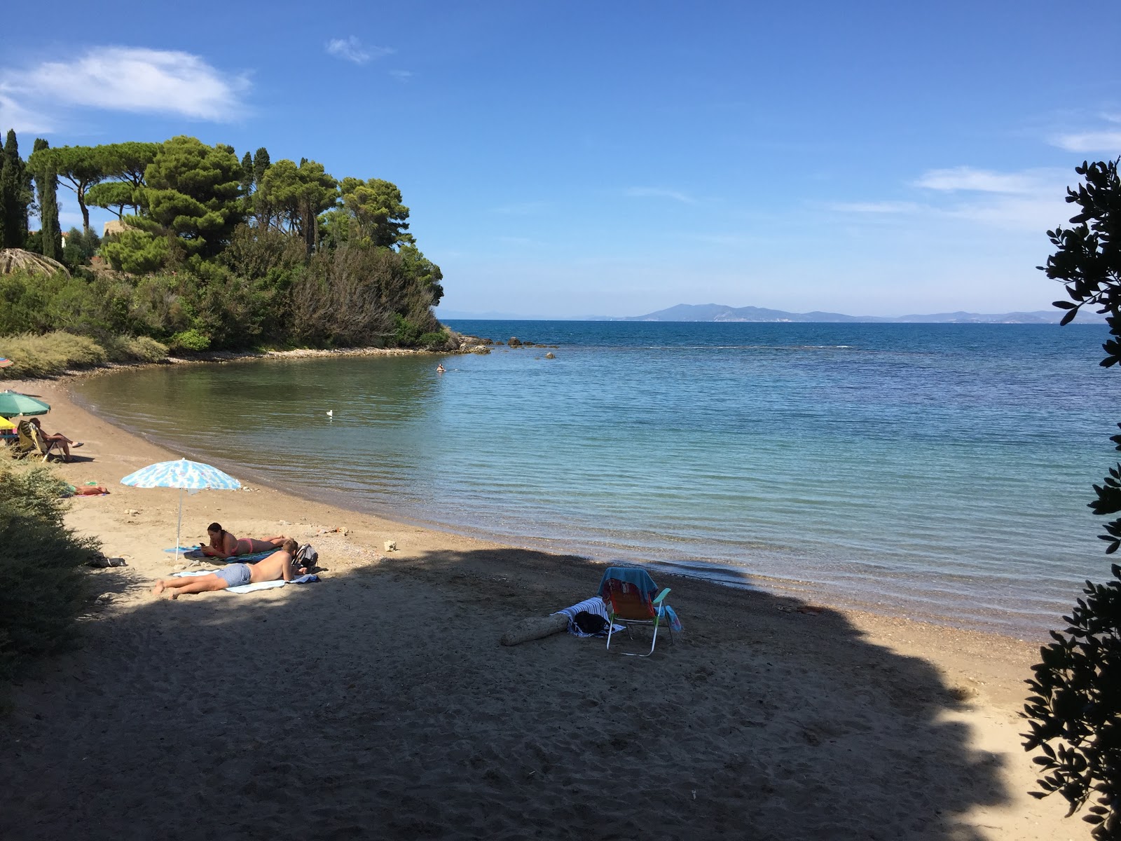 Φωτογραφία του Spaggia di Domiziano με μπλέ νερό επιφάνεια