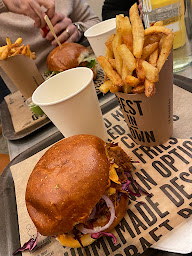 Photo n°99 de Le Ruisseau - BURGER JOINT à Paris ()