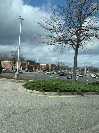 Shopping Mall «Creeks at Virginia Centre», reviews and photos, 9850 Brook Rd, Glen Allen, VA 23059, USA