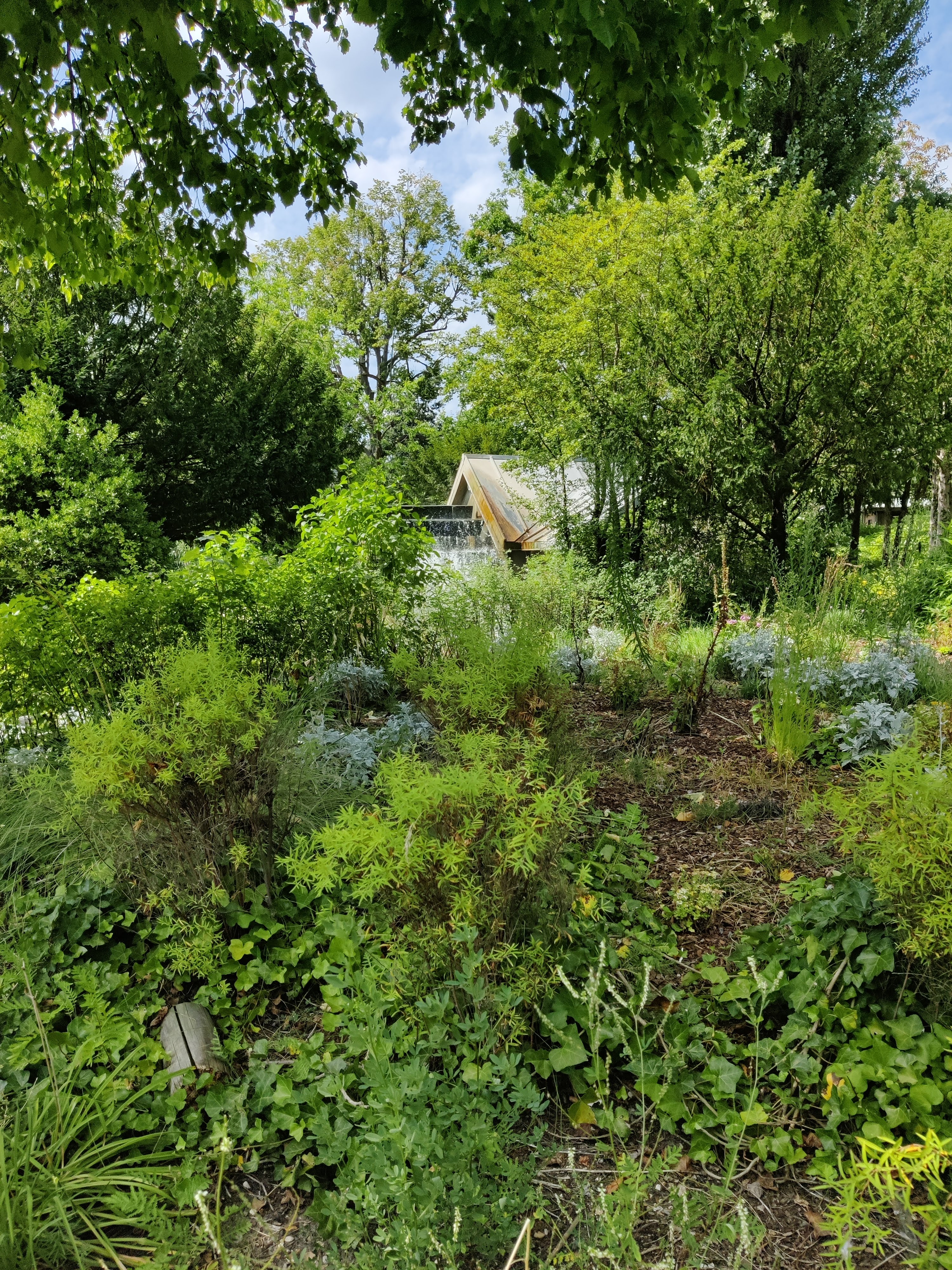 Photo n° 3 de l'avis de Dior.a fait le 14/08/2019 à 20:24