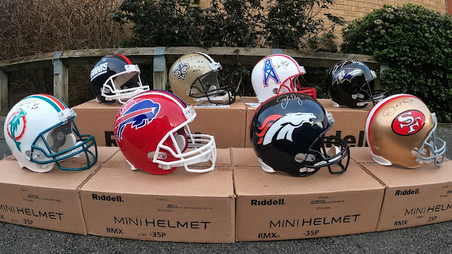 Reviews of American Football Helmets in Reading - Sporting goods store