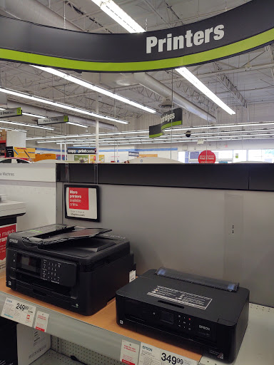 Office Supply Store «Staples», reviews and photos, 7865 W Bell Rd, Peoria, AZ 85382, USA