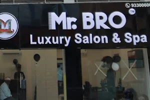 Mr.Bro Luxury Salon & Spa Melur image