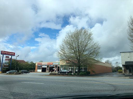 Tire Shop «Firestone Complete Auto Care», reviews and photos, 49 E Antrim Dr, Greenville, SC 29607, USA