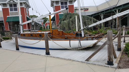 Outlet Mall «Tanger Outlet Westbrook», reviews and photos, 314 Flat Rock Pl, Westbrook, CT 06498, USA