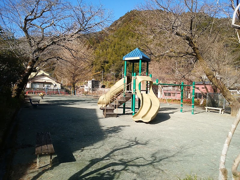 土佐町舞田児童公園