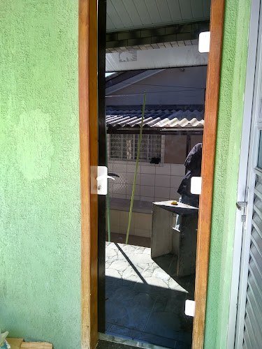 R. Padre João Wislinski, 610 - Santa Cândida, Curitiba - PR, 82630-010, Brasil
