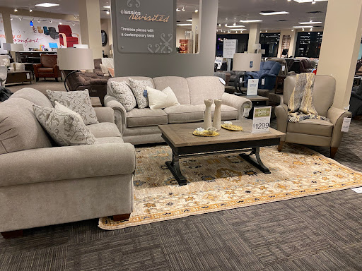 Furniture Store «La-Z-Boy Furniture Galleries», reviews and photos, 130 S Central Ave, Hartsdale, NY 10530, USA