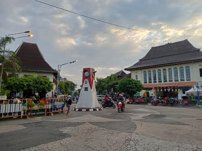 Menelusuri Keindahan Bangunan Bersejarah di Kota Surakarta