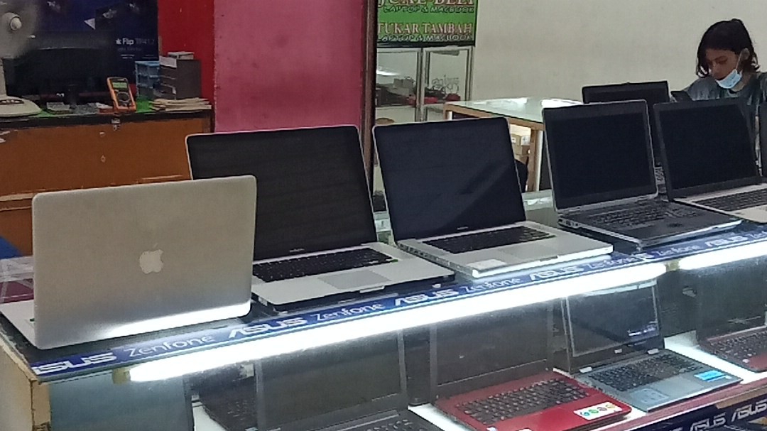 Gambar Service Laptop Macbook Arsy Com