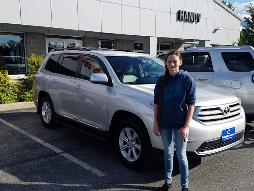 Toyota Dealer «Handy Toyota», reviews and photos