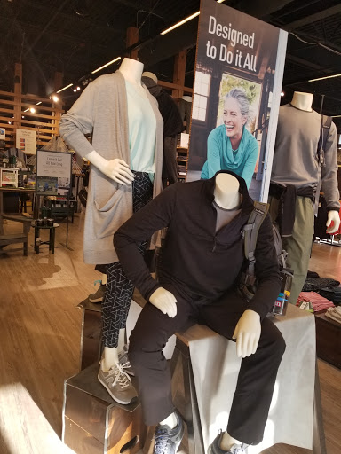 Clothing Store «L.L. Bean», reviews and photos, 25225 Cedar Rd, Lyndhurst, OH 44124, USA