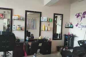 Lady care beauty parlour and spa image