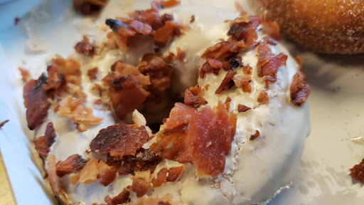 Donut Shop «Duck Donuts», reviews and photos, 100 Wrenn Dr #101, Cary, NC 27511, USA