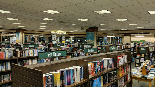 Barnes & Noble