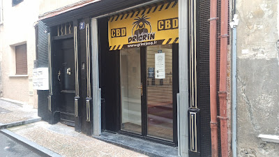 Alien Store à Tarascon-sur-Ariège