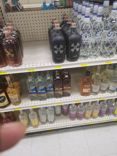 Supermarket «Kings Supermarket & Liquor», reviews and photos, 7562 US-192, Kissimmee, FL 34747, USA