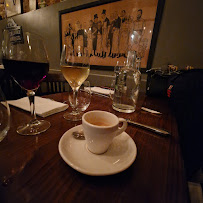 Plats et boissons du Restaurant Roger La Grenouille à Paris - n°6