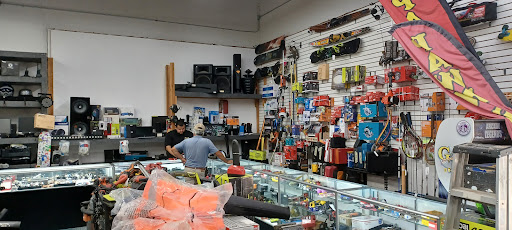 Pawn Shop «Azusa Pawn», reviews and photos, 1028 W Gladstone St, Azusa, CA 91702, USA