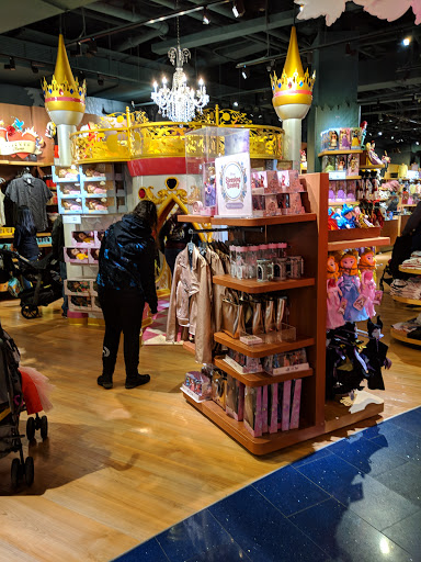Toy Store «Disney Store», reviews and photos, 1961 Chain Bridge Rd, McLean, VA 22102, USA