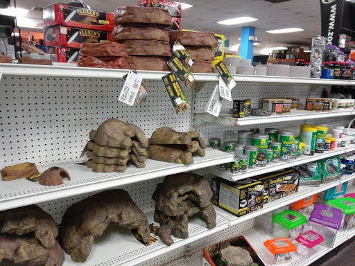 Pet Supply Store «Tropical World Pets», reviews and photos, 8444 Watson Rd, Webster Groves, MO 63119, USA