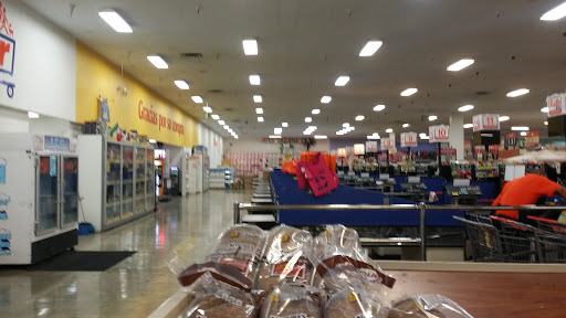 Grocery Store «El Super», reviews and photos, 9710 Woodman Ave, Pacoima, CA 91331, USA
