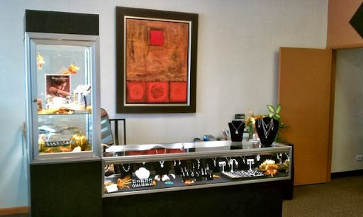 Jewelry Store «MCJ Jewelers», reviews and photos, 1006 Weiland Rd, Buffalo Grove, IL 60089, USA