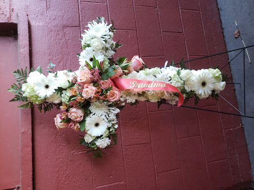 Florist «Kern Park Flower Shoppe», reviews and photos, 6713 SE Holgate Blvd, Portland, OR 97206, USA