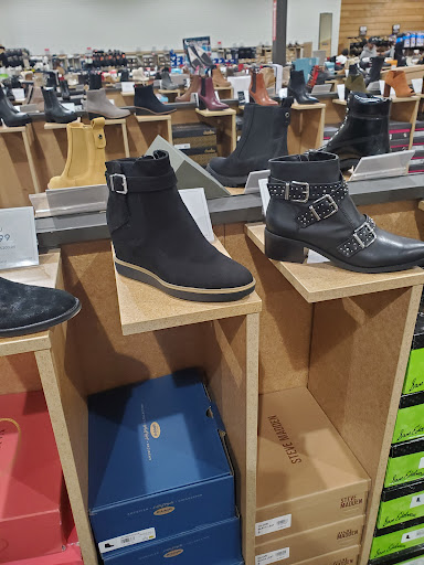 Shoe Store «DSW Designer Shoe Warehouse», reviews and photos, 3333 Preston Rd, Frisco, TX 75034, USA