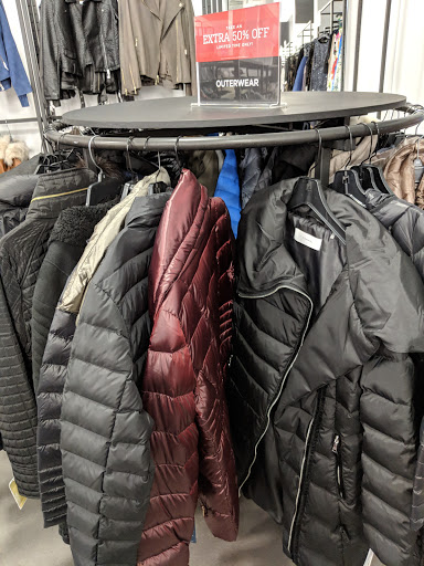 Department Store «Saks OFF 5TH», reviews and photos, 1675 Rockville Pike, Rockville, MD 20852, USA