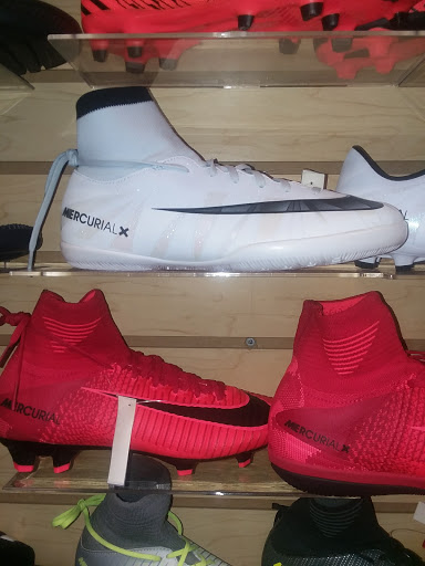 Pegasus Sporting Goods, 111 Frank E Rodgers Blvd S, Harrison, NJ 07029, USA, 