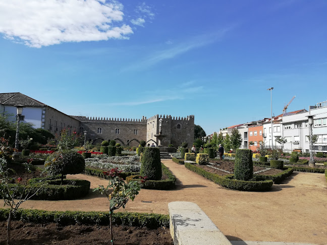 Sunday - Tourism Services - Porto