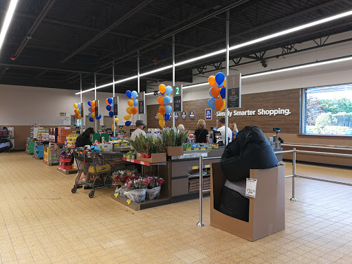 Supermarket «ALDI», reviews and photos, 550 E Golf Rd, Arlington Heights, IL 60005, USA