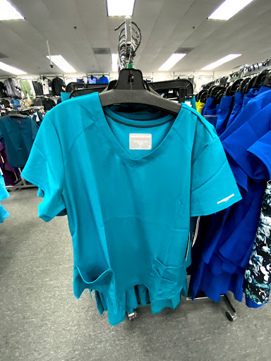 Uniform Store «Scrub Pro Uniforms & Gallo Clothing», reviews and photos, 78 Mountain Rd, Glen Burnie, MD 21060, USA