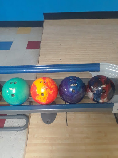 Bowling Alley «Gladstone Bowl», reviews and photos, 300 NW 72nd St, Kansas City, MO 64118, USA