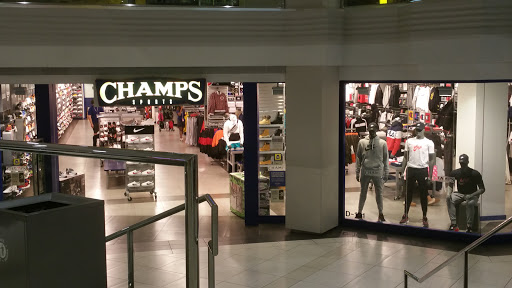 Shoe Store «Champs Sports», reviews and photos, 5 Woodfield Mall D-101, Schaumburg, IL 60173, USA